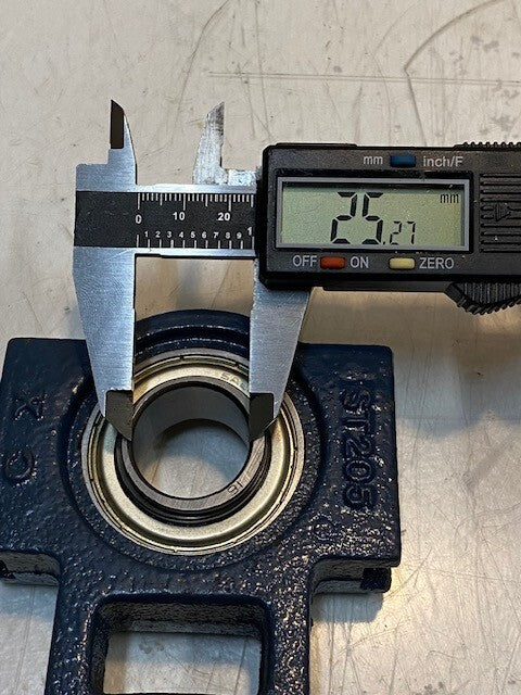 PILLOW BLOCK ST205 W/ UC205-16 INSERT BEARING 25mm BORE 22mm Opening