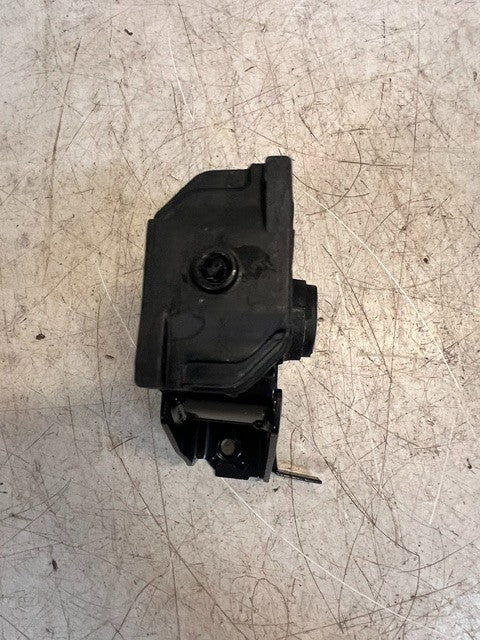 Toyota Front Engine Mounting Insulator 12361-0D110 Engine Support Mount