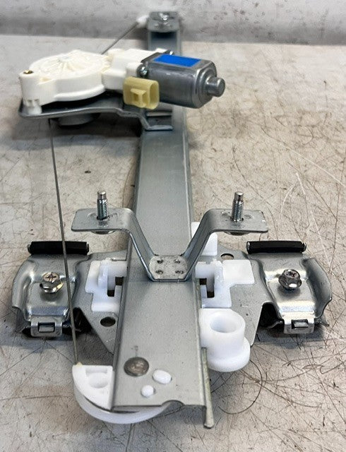 Bosch Power Window Regulator and Motor Assumbly Rear LH GMT920 | 98810-T9200