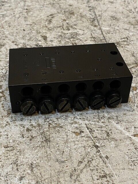 Lincoln Lubricating Block Metering Device SSV M04A08C