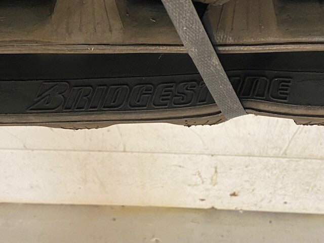 BRIDGESTONE 180X37X72DR Rubber Track