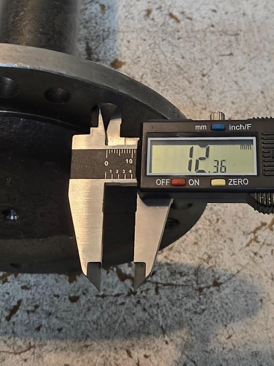 Driveshaft 18 1/2" Length 7 3/8" Hub Diameter 2 3/4" Shaft Diameter