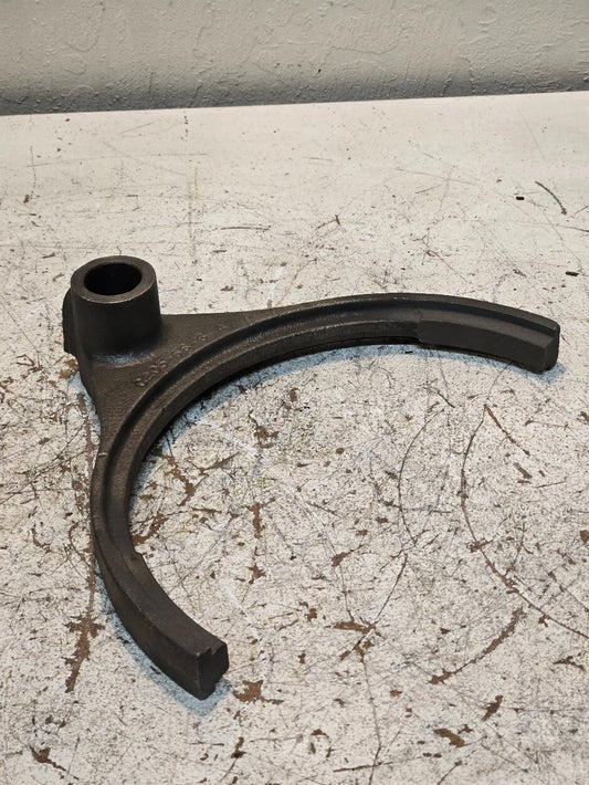 Transmission Shift Fork C205-66-6 A | D6A | 05 384