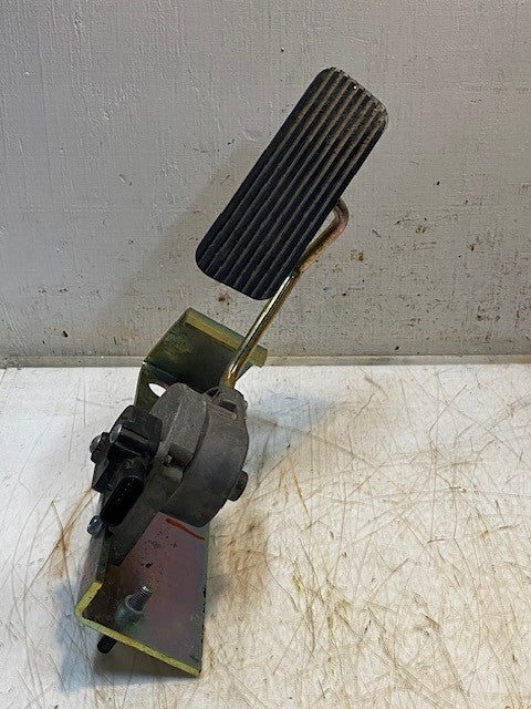 Navistar International Pedal Electronic Accelerator Assembly 2594320C91