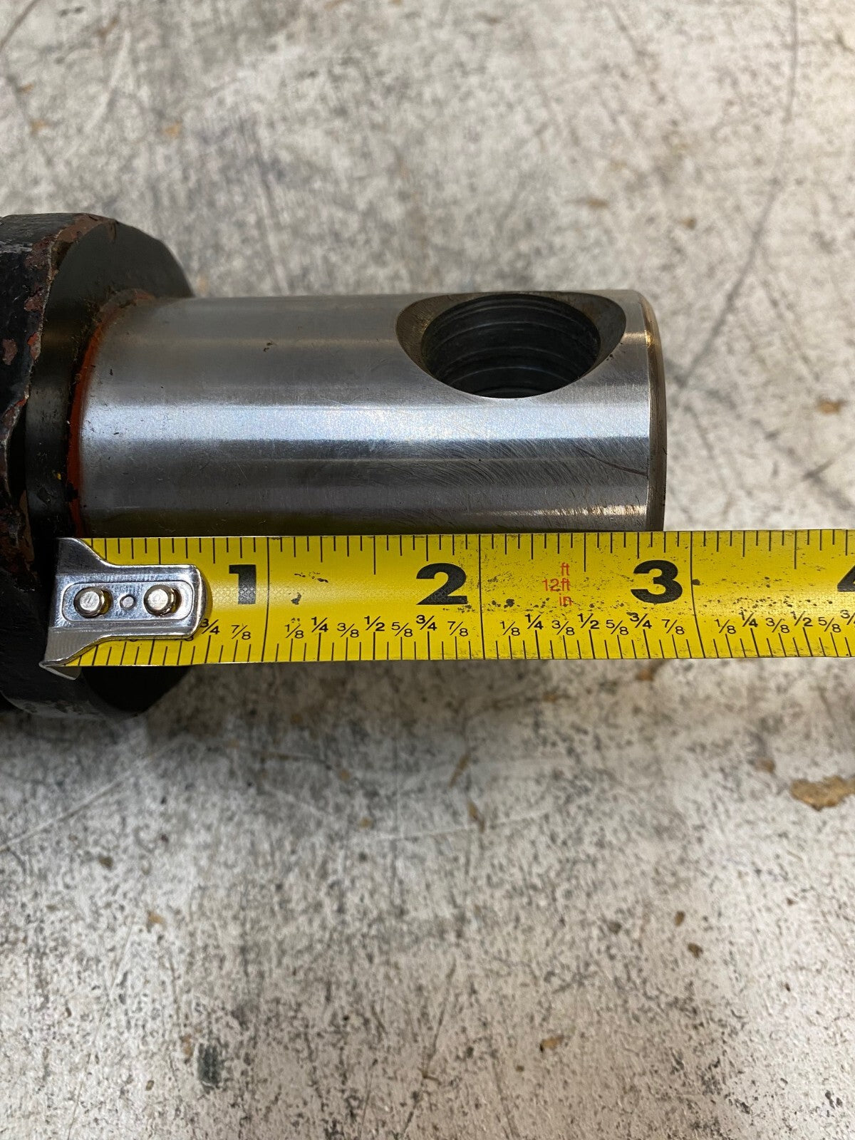 Hydraulic Cylinder 2500Psi 23mm Holes 2-7/8" Shaft 3008912