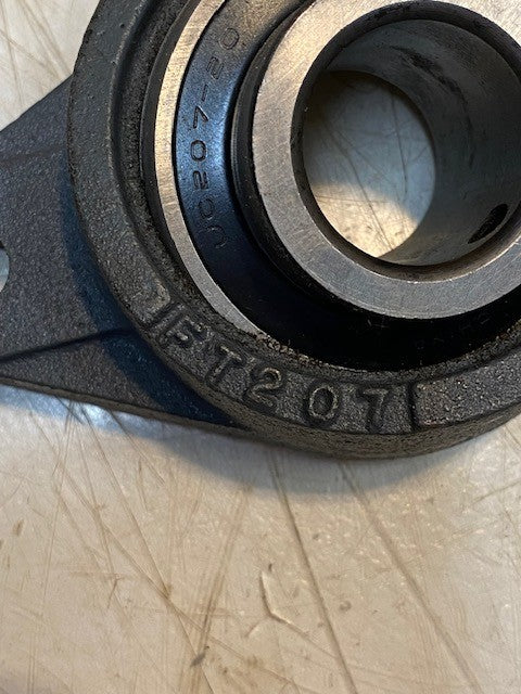PEER 2-Bolt Bearing Flange Block FT207 Insert Bearing UC207-20 | 32mm Bore