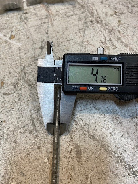 59 Qty of Continuous Thread Studs 6-3/8" Long 5mm Thick 5307012420845 (59 Qty)