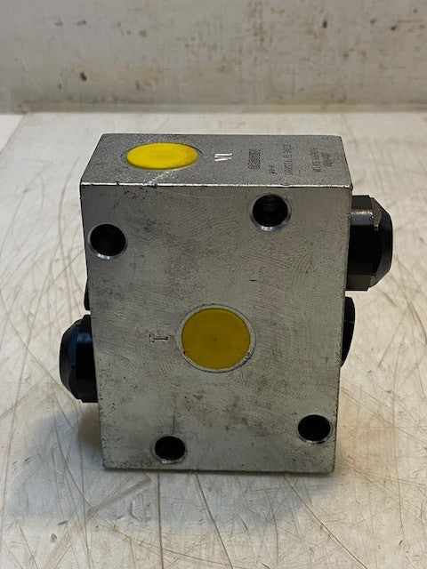 Gresen 00984407 Melroe 6669278 Hydraulic Block Valve 1700 PSI