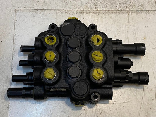 Husco Hydraulic Control Valve fits John Deere KV21485 | 9110C11A00 | E01E513