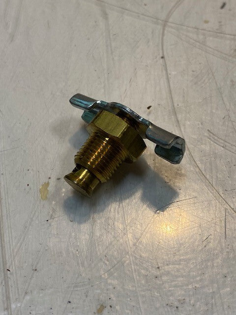 67 Quantity of Brass Drain Valves 22mm L 10mm Thread 8mm End (67 Quantity)