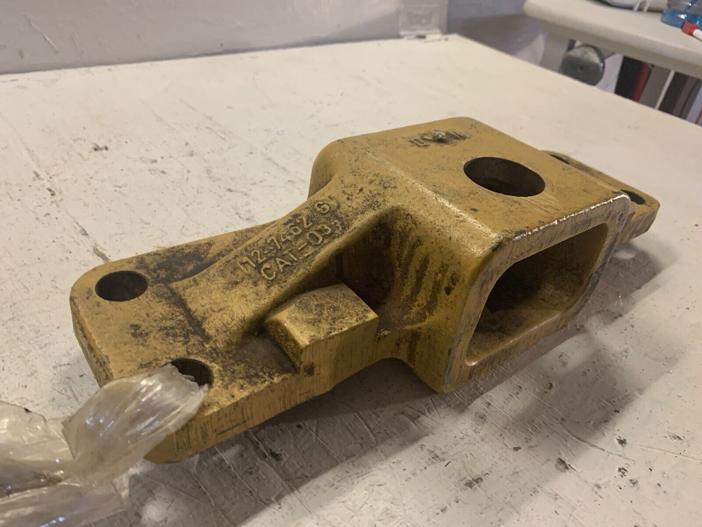 112-7462 Caterpillar Bracket 1127462 - FREE SHIPPING