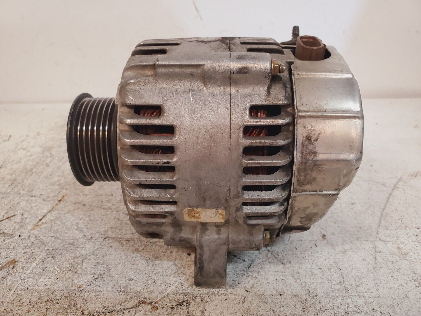 Toyota Denso Alternator 27060-28160 | 102211-0770 | 12V