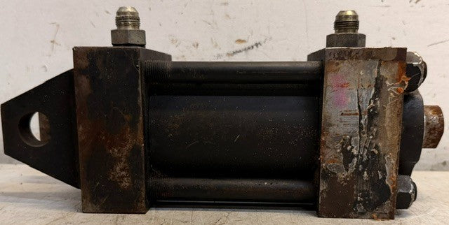 Parker Hannifin Black Tie-Rod Cylinder K16015801 Heavy Duty Industrial Unit