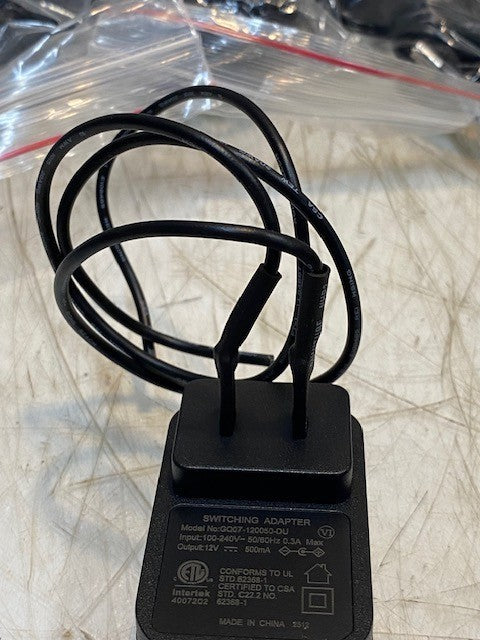 18 Quantity of Intertek Switching Adapters GQ07-120050-DU, 4007202 (18 Quantity)