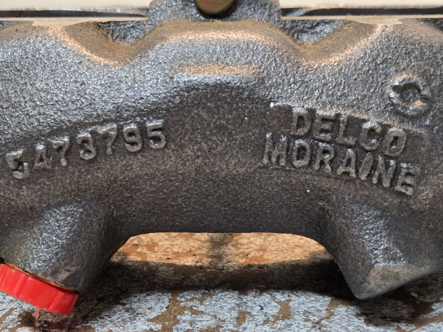 Delco Moraine Brake Caliper 5473795 for 1965-82 Corvette
