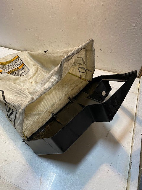 TORO Grass Bag Assembly Model 59296 Serial 8902474 | 21" R3 SP Bag Assy 88-6930