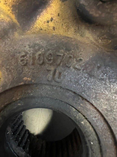 Engine Oil Pump Housing Cover 510S702M For Diesel Engines Heavy Duty Replacement
