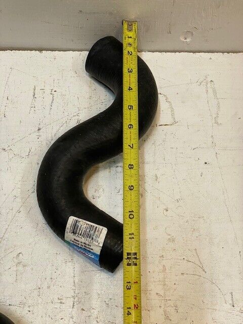 2 Quantity of Dayco 71533 Curved Radiator Hose (2 Quantity)