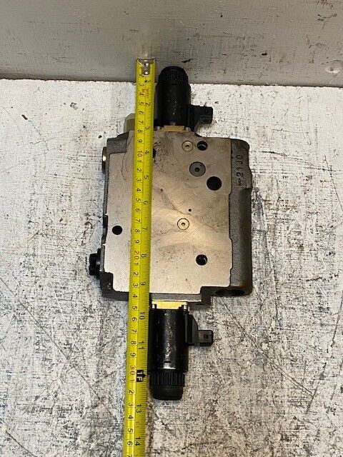 Bosch Hydraulic Valve 0521610807 | 0521610807-089 | 21J0