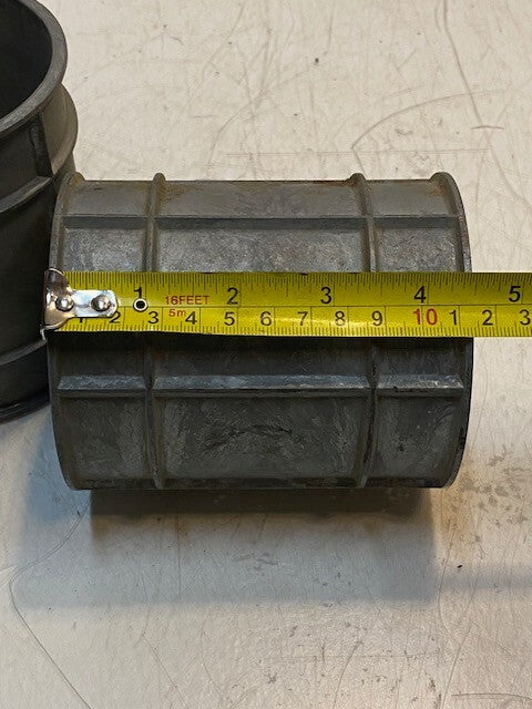 2 Quantity of Regal 718 3" Coupling Conduit Connectors 4-1/2" x 3-3/4" (2 Qty)