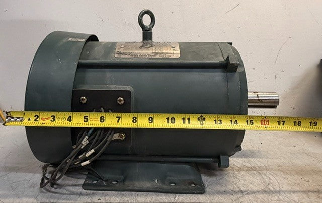 Reliance Electric Sabre AC Induction Motor P21S3026 | 7.5 HP 1755 RPM Phase 3