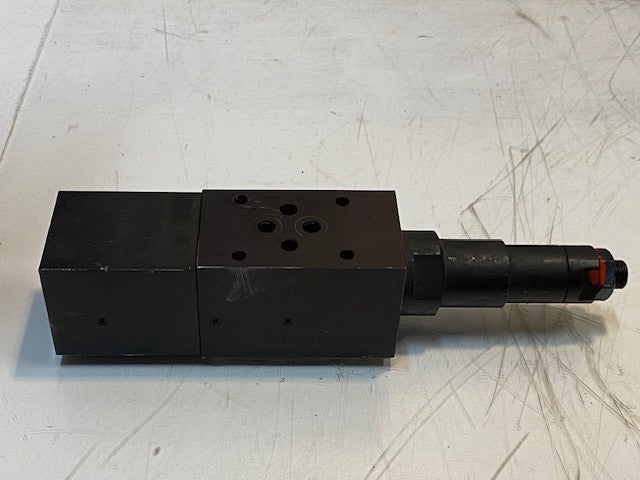 Husky Hydraulic Valve HPN673313 | ZDMV06PP2G