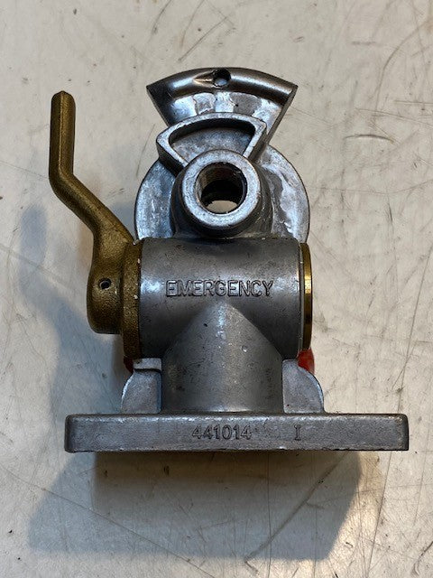 441014 Gladhand, Emergency, Aluminum Body with Shut Off, Red