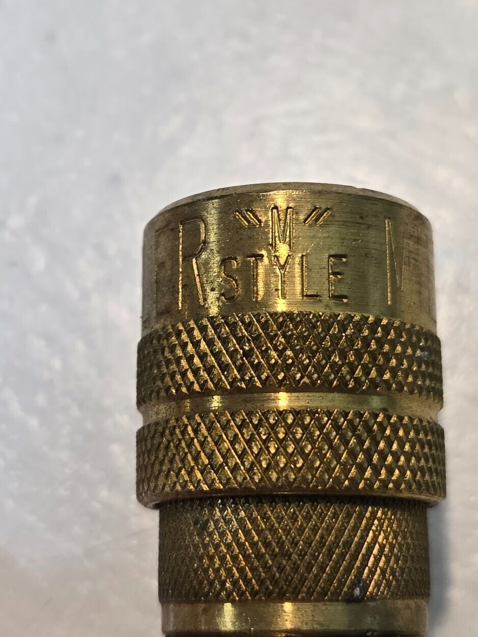 9 Quantity of 1/4" Milton Kwik Change M Style Couplings 1/4" MNPT Brass (9 Qty)