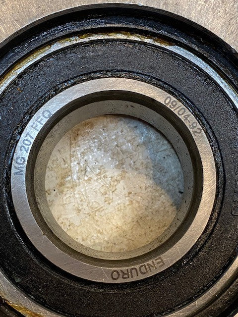 Enduro MG207FFQ Mast Guide Forklift Roller Bearing Replacement 09/04-92