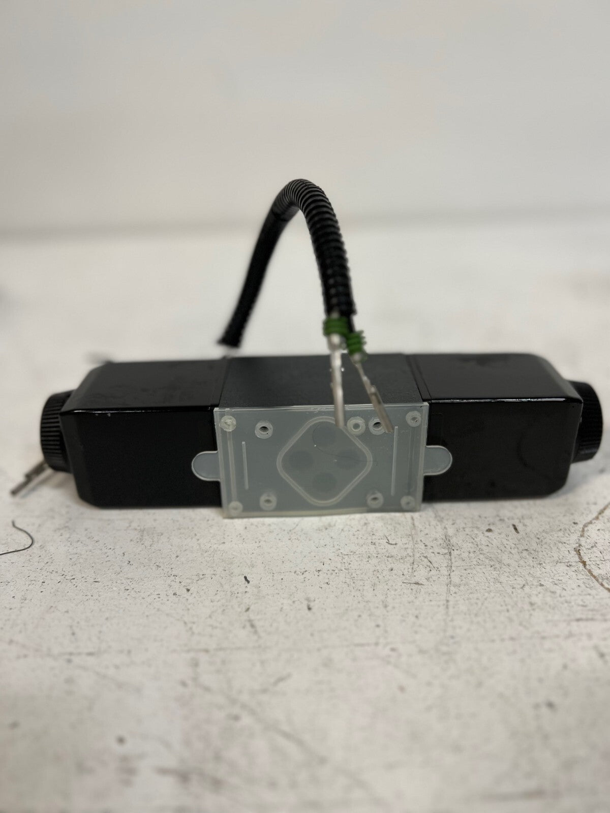 John Deere CB11464063 | 02-395949 12V D.C. 30W