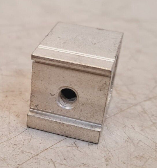 20 Quantity of Square D Mechanical Lug 48010082 (20 Qty)