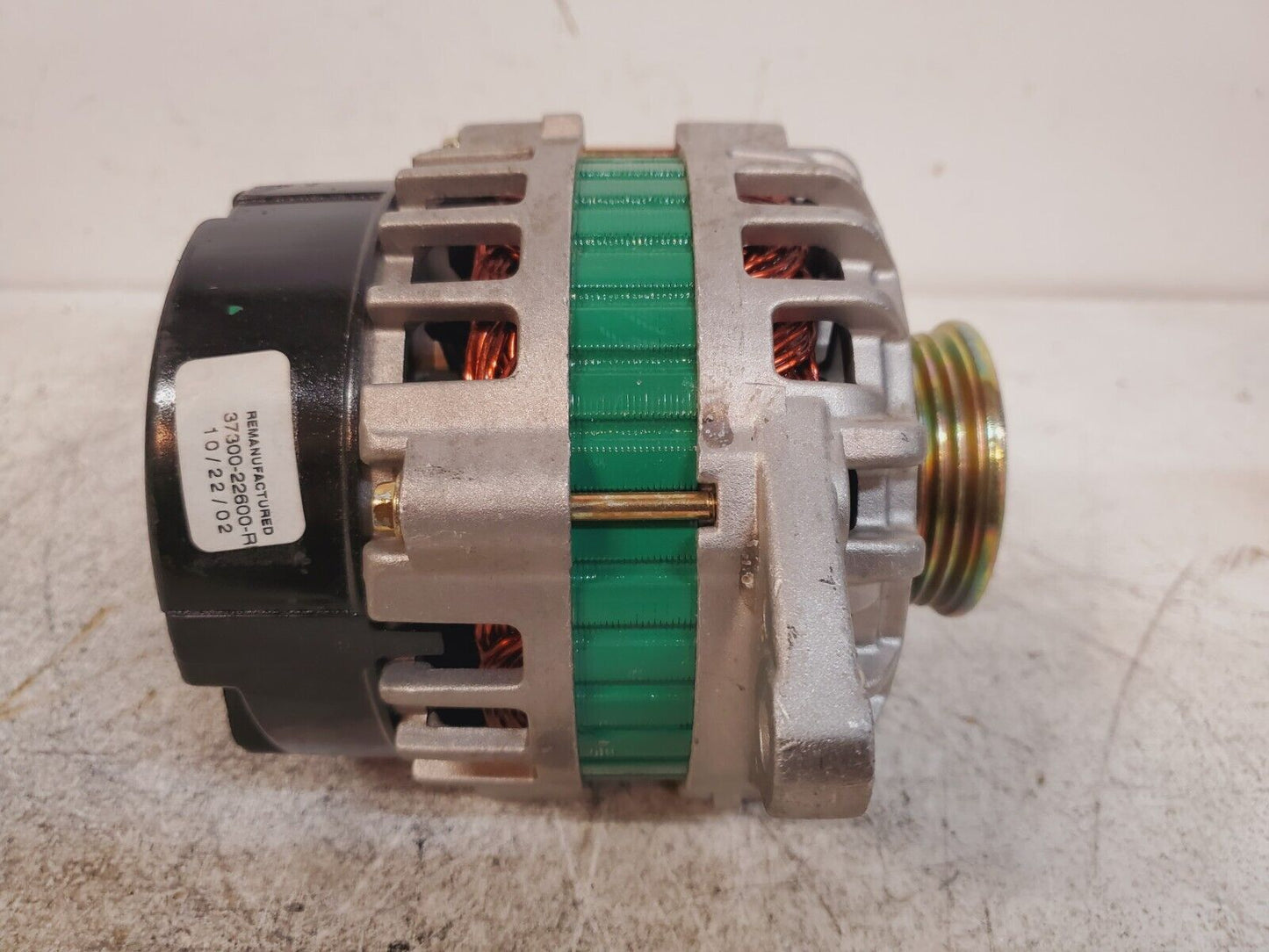 Valeo Remanufactured Alternator 37300-22600-R