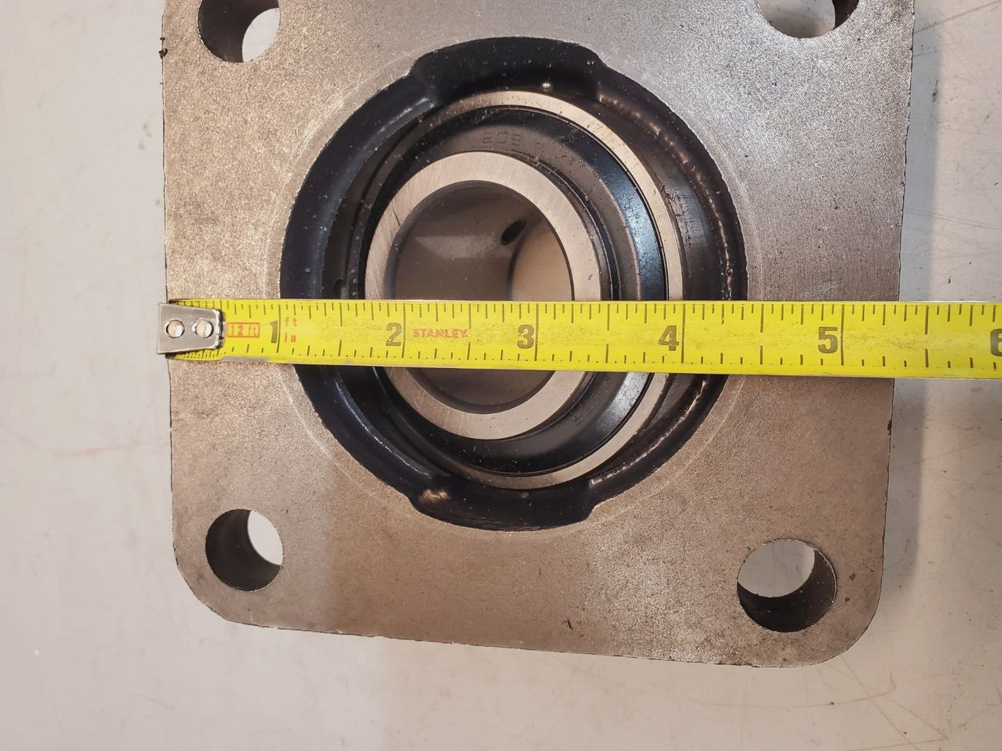 Elgin Sealmaster Bearing 1078123 | 204.27.A.1 | UC209-27