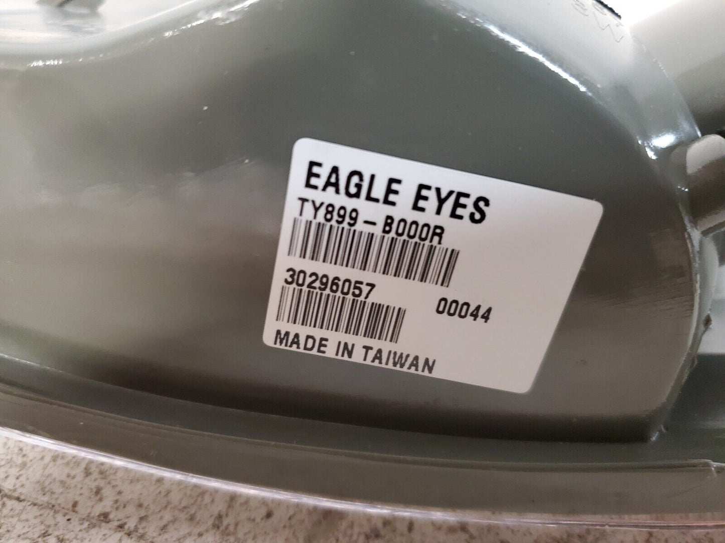 Eagle Eyes Parking And Signal Light TY899-B000R | 30296057