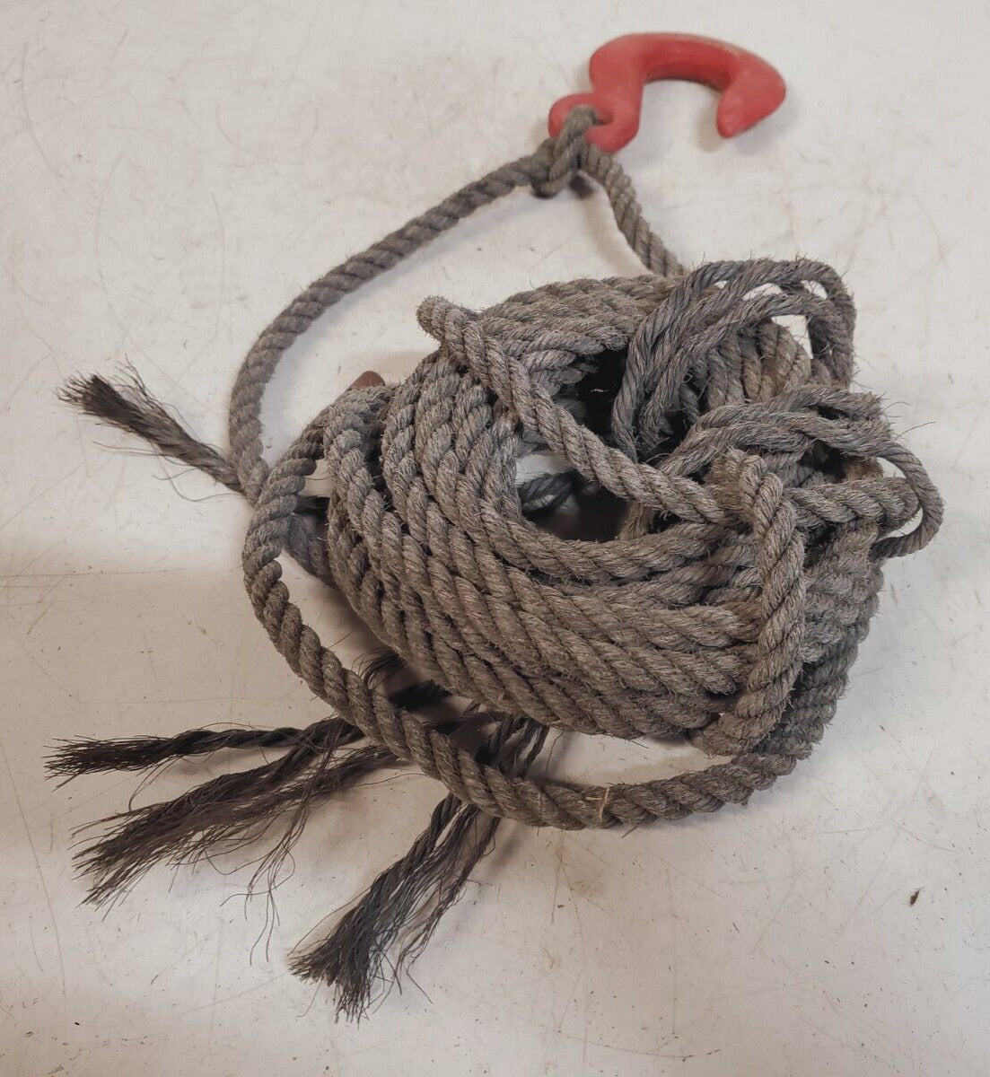 Crosby Hook 3/8 Y5B With Nylon Rope 15 Ft Length