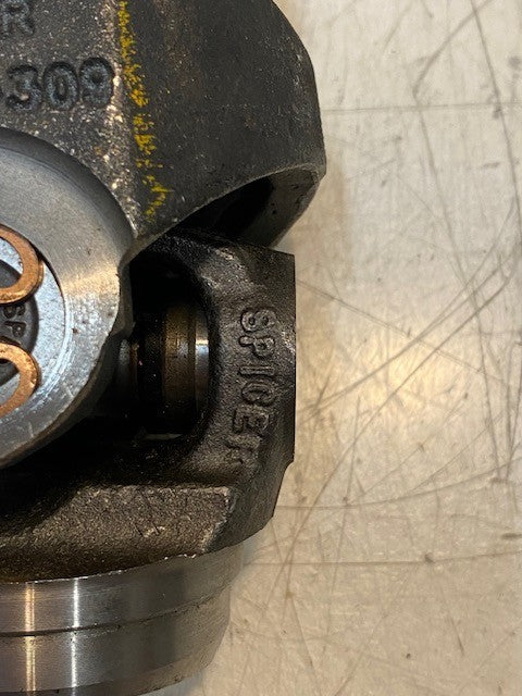 Spicer CV Head 02-26-309 | N37 | 109 | M2 | 7" Long 4" Wide