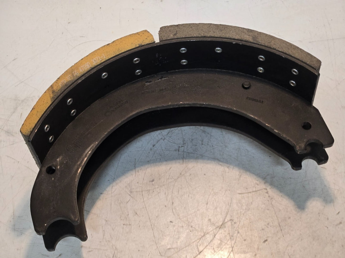 2 Quantity of OTR 4709E2-GLD Brake Shoes for Spicer | 819700AI | 819707 (2 Qty)