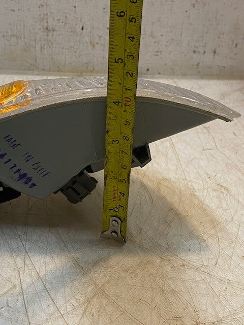 Turn Signal Light Lamp Right Front Passenger Side 18-5091B | 1157NA