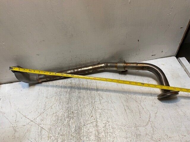 Navistar International Oil Pickup Tube 1834491C1 | 1814737C2