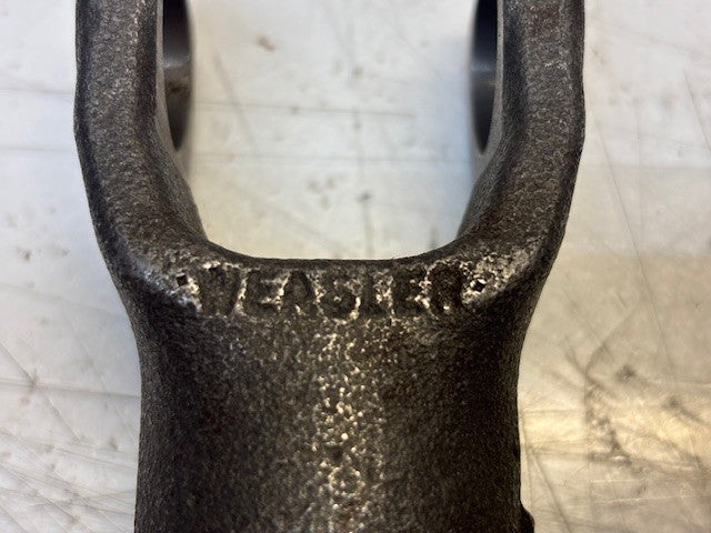 Weasler PTO Yoke 3/4" Square Slip Sleeve Yoke U/J Size 31/32" x 2 3/16"