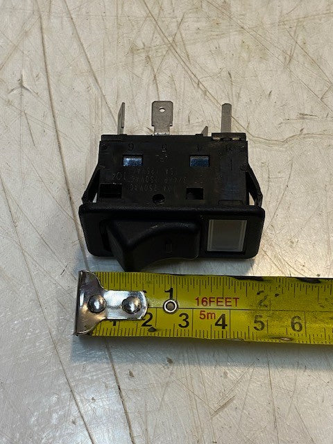 2 Qty of Eaton 1041 Rocker Switches 10A 250VAC 3/4HP 250VAC 15A 125VAC (2 Qty)