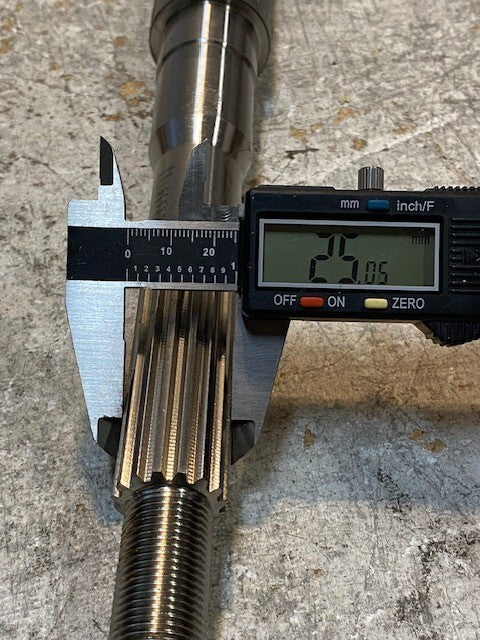 Shaft 16" Long 29mm 17-Spline 40mm OD 19mm Thread