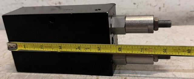 Single Over Center Hydraulic Valve EP-0015599 Pressure Control Flow Regulation