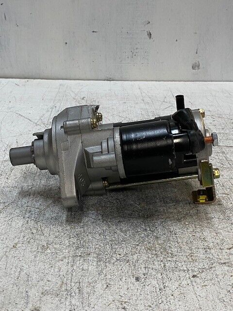 Remy World Class Remanufactured Starter Motor 17154, J31599