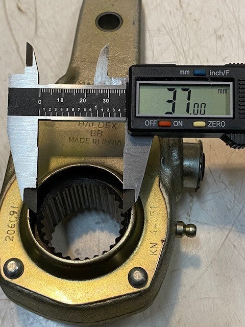 Haldex BB Midland Slack Adjuster A47G81, 206C91, KN-44051, 37mm Bore, 28-Spline
