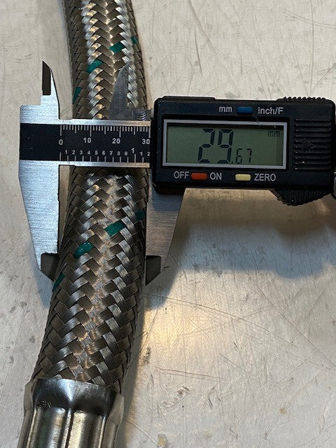 Nexus Valve 40 Bar 600 WOG 02-18 w/ Braided Hose 30-1/2 Long 30mm Thick 26mm End