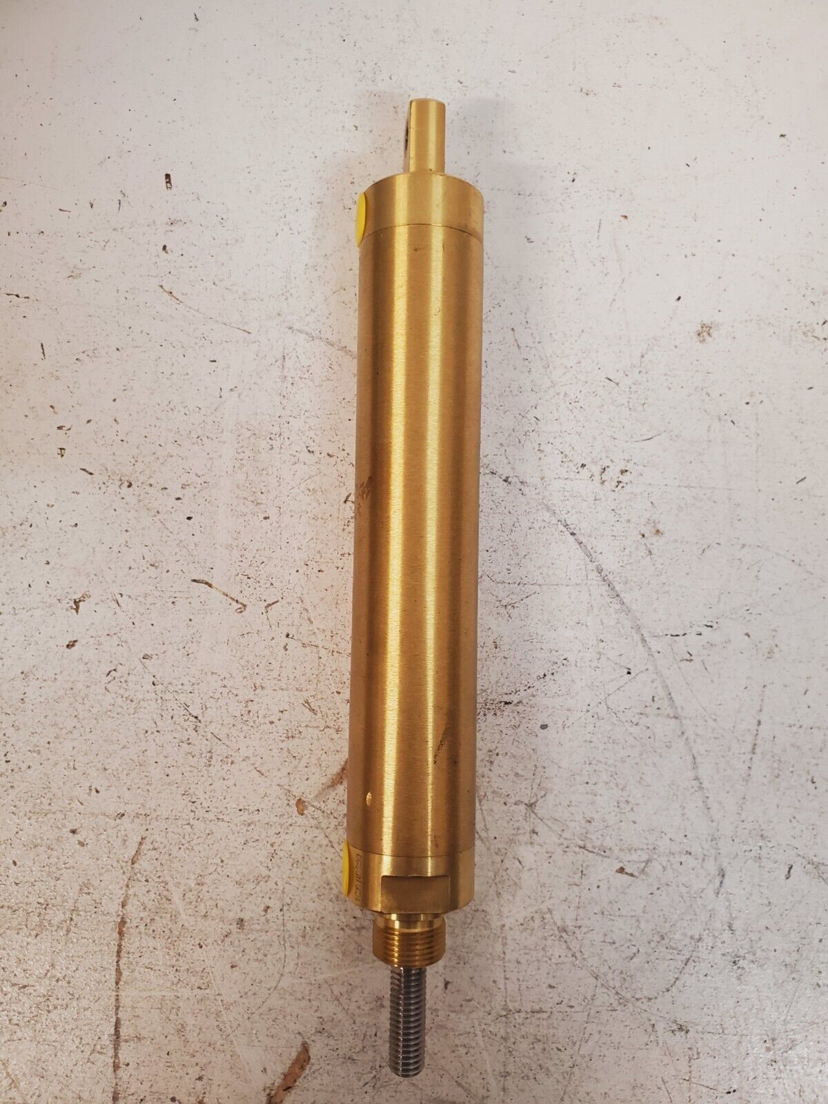 Generic Air Cylinder 1CYLND250 (Slight Damage)