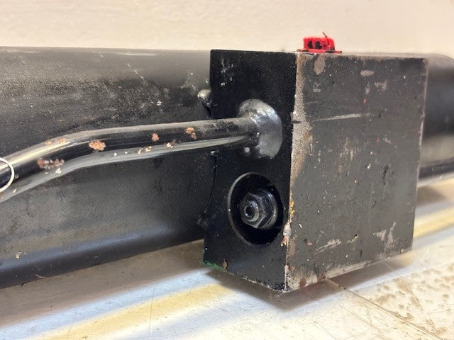 John Deere Hydraulic Cylinder 27" Length 4" Cylinder | T-88464 | TJB-119