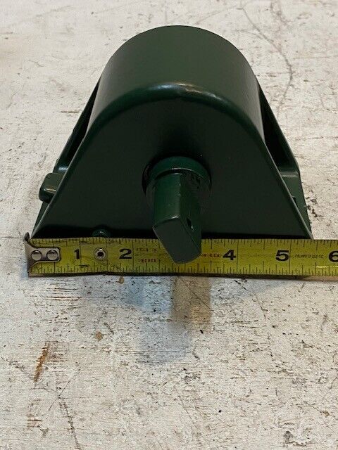 Winder for Tennis Posts, Green, 4" Tall 5-1/2" Wide 3-1/8" Deep