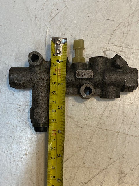 Brake Proportioning Valve 2711 | 0202 | 5-1/2" Long 4" Wide